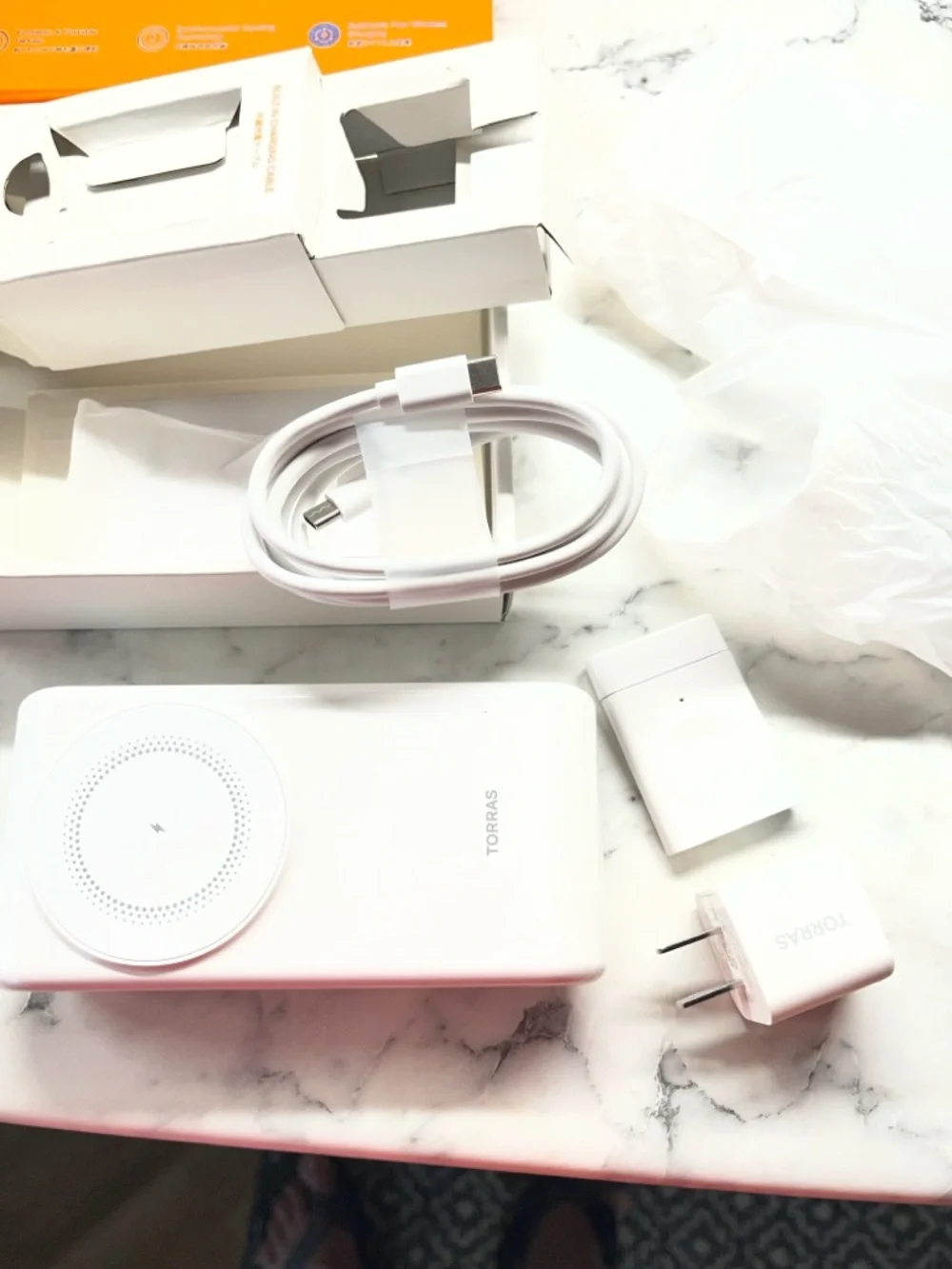 White 3-in-1 Foldable Wireless Charger